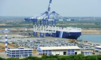 中国、海外96の港に出資…COSCOは船舶にも党支部　軍事的利益との融合も