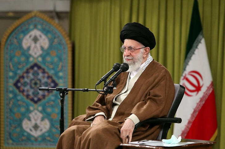 イラン最高指導者の姪、体制との断交を世界に呼びかけ