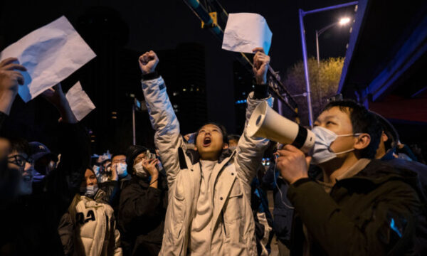 独大統領、中国の抗議行動に理解示す　「表現の自由を尊重すべき」