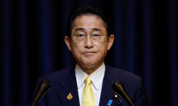 岸田首相、領収書の一部不記載認める　内閣改造「全く考えていない」