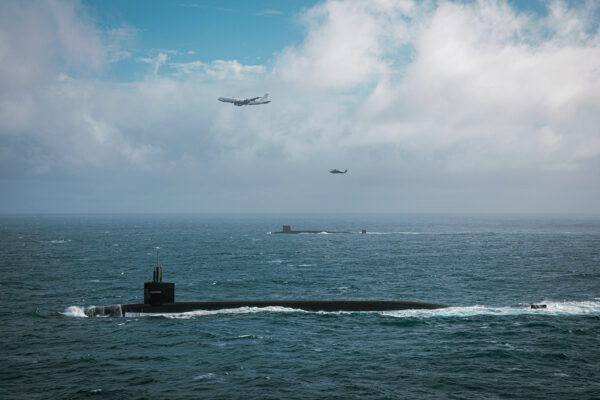 米英、弾道ミサイル潜水艦の運用・訓練で戦略的パートナーシップを強化