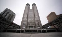 東京都の若年女性支援事業、契約手続きに「規則違反の可能性」　川松都議が指摘