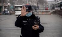 中国を旅行中の独系華人に中国警察が海外デモ参加者の情報提供を強要