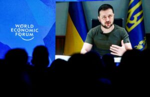 ウクライナ大統領、速いペースでの兵器供給要請　ダボス会議で演説