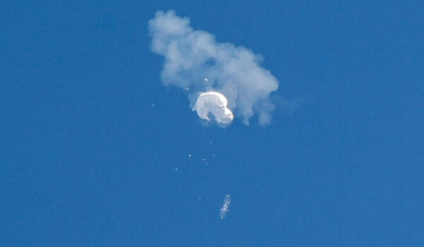 撃墜した物体の飛行方法不明、「気球」と呼ばず＝米軍高官