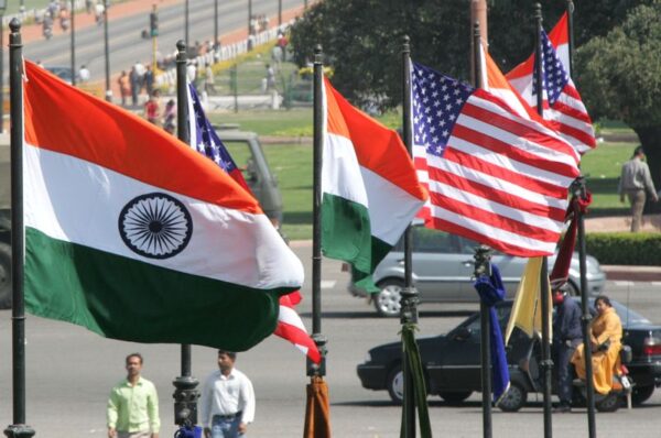 米、ＡＩなど重要技術でインドと連携強化　中国に対抗
