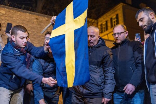 米、スウェーデンの自国民にコーラン焼却の報復攻撃の可能性警告