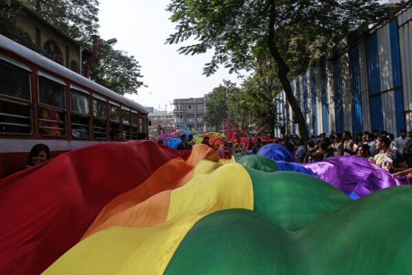 インド政府、最高裁に同性婚認めないよう訴え
