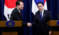 米、日韓首脳会談での関係修復を歓迎