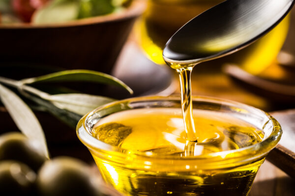 知らなきゃ危ない！？医師も警告する、慢性疾患の主な原因になる油とは（1）