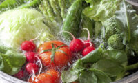 野菜や果物の農薬はどのように食べたら安全ですか。専門家が勧める4つの技