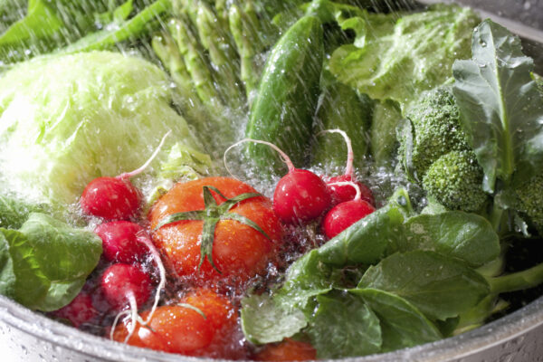 野菜や果物の農薬はどのように食べたら安全ですか。専門家が勧める4つの技
