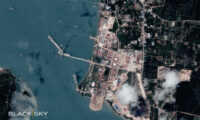 スリランカ、中国の次なる海外基地か　カンボジアにも桟橋建設…「空母も寄港可」
