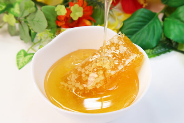色の濃い蜂蜜は抗酸化作用が強い？ この蜂蜜を1日スプーン2杯摂取することが最も効果的（2）