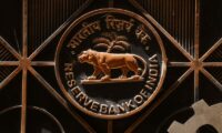 EXCLUSIVE-インド中銀、ＵＡＥとの貿易でドル建て決済削減を銀行に指示＝関係者