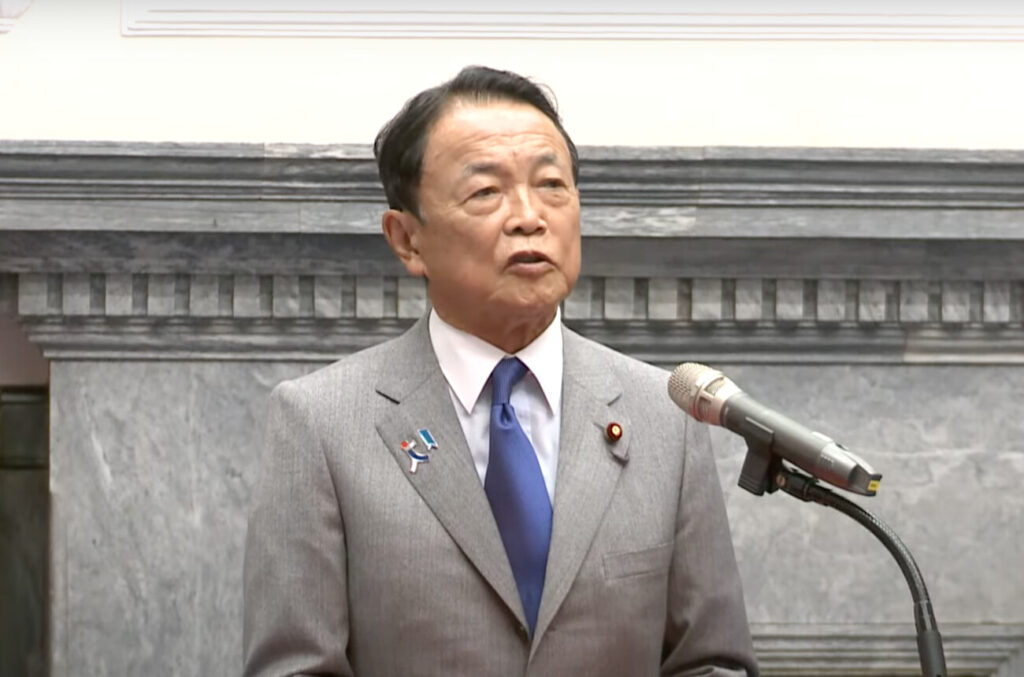 麻生氏、台湾総統・副総統と面会　現職自民党幹部では最高位