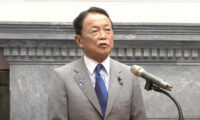 麻生氏、台湾総統・副総統と面会　現職自民党幹部では最高位
