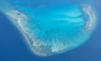 フィリピン、中国提訴を検討　南シナ海のサンゴ礁「破壊」で