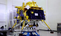 インドの無人探査機「チャンドラヤーン3号」、月の南極付近への着陸成功