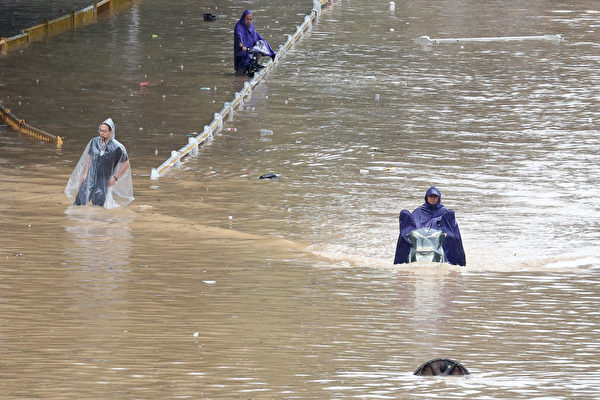 中国南部で大規模な洪水　政府は「いつも通りの情報封鎖」に躍起