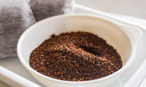 コーヒー豆の「出がらし」の新たな価値：コンクリートの耐圧強度が大幅に向上！