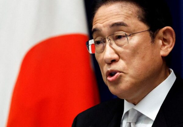 岸田首相、所得税・住民税の減税検討指示　デフレ脱却へ一時的措置