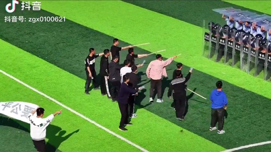 警察学校の実戦訓練は「公正と正義を求める民衆を鎮圧せよ！」＝中国