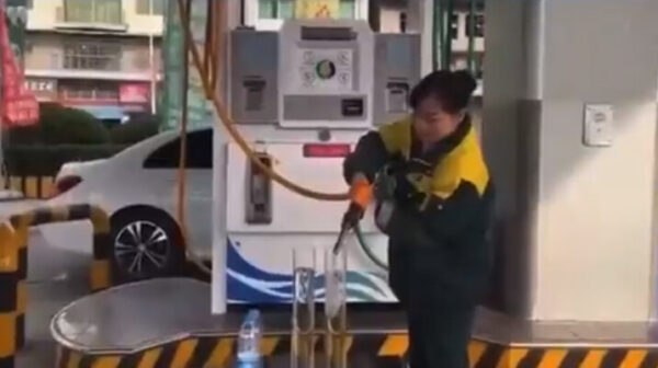 給油にはご注意を！　中国のガソリンスタンド「表示は1リットルでも、入ったのは700ml」