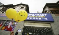ウォルマートが中国から撤退　止まらぬサプライチェーンの脱中国　