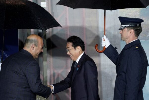 日韓首脳会談、2国間関係深化で一致