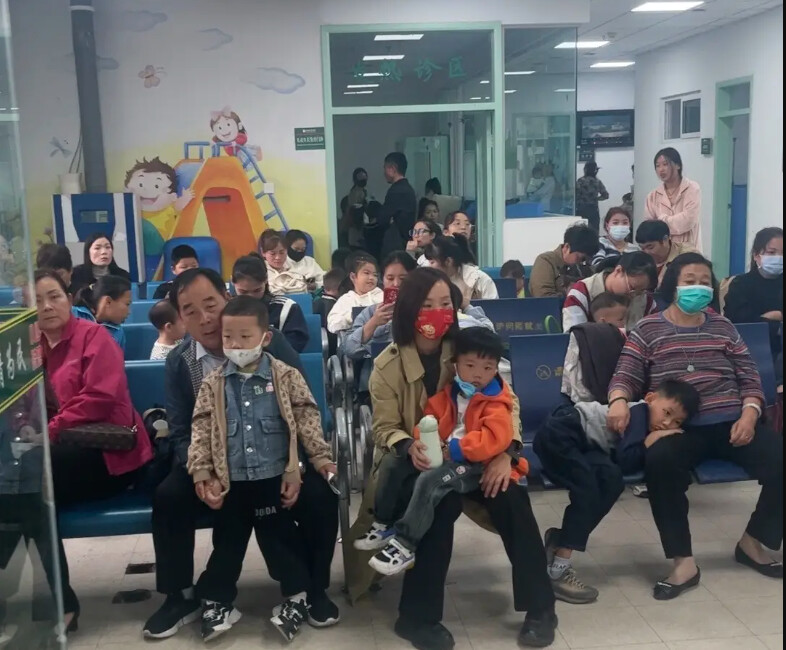 中国で子供たちを襲う謎の疫病が発生　WHOも情報提供求める　