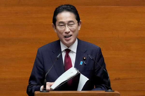 「まずは経済対策」と岸田首相、年内解散見送り報道で