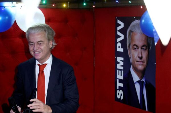 オランダ総選挙、極右が第1党の見通し　反移民・反ＥＵ