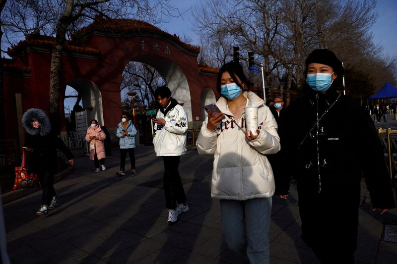 中国で呼吸器疾患増加、ＷＨＯが報告要請　中国当局はデータ提供