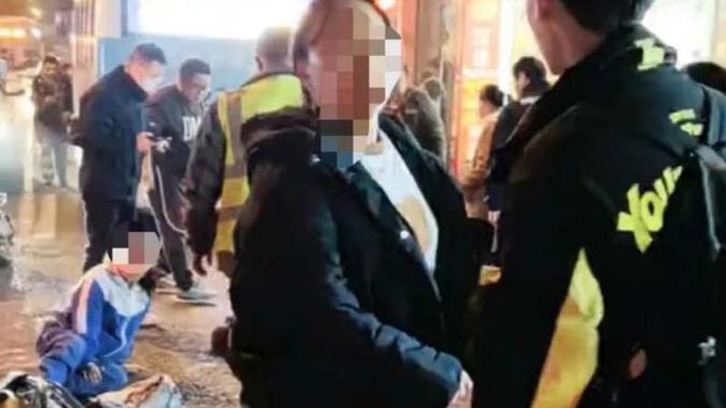 路線バスが学校へ突っ込み、生徒多数が負傷　また社会報復か？＝中国 四川