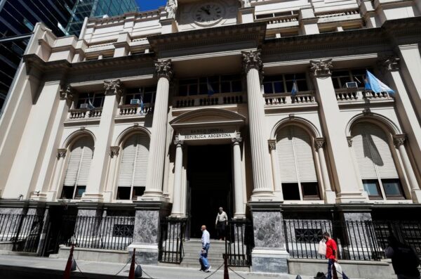 アルゼンチン中銀、政策金利を翌日物リバースレポ金利へ切り替え