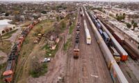 メキシコにつながる鉄道路線、米政府が再開　移民急増で一時閉鎖