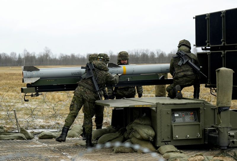 米、23年対外兵器売却額が過去最高　大規模紛争に備える動きか