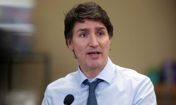 アングル：カナダ首相が移民受け入れにブレーキ、住宅逼迫で世論激変