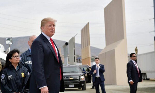 米国人の過半数が「国境の壁」を支持　不法移民に危機感