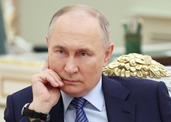 ロシアは核戦争への準備万端、プーチン氏「差し迫ってはいない」