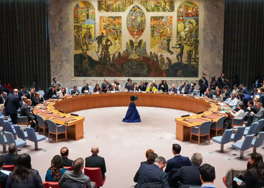 上川外相、CTBTO暫定技術事務局長と会談　核実験禁止条約に向けた協力確認