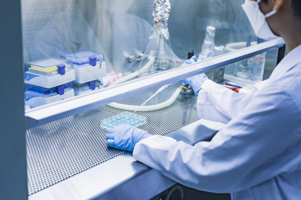 米下院特別委、中国バイオ企業への制裁求める　軍民融合技術に警戒感