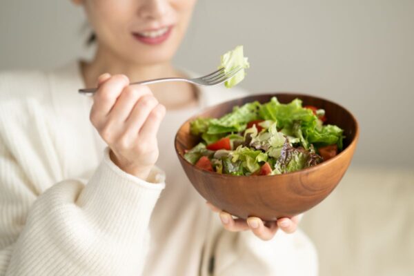 野菜を使った料理を毎日食べる人は7割弱　皆さんそれぞれ何のために野菜を食べているのか？