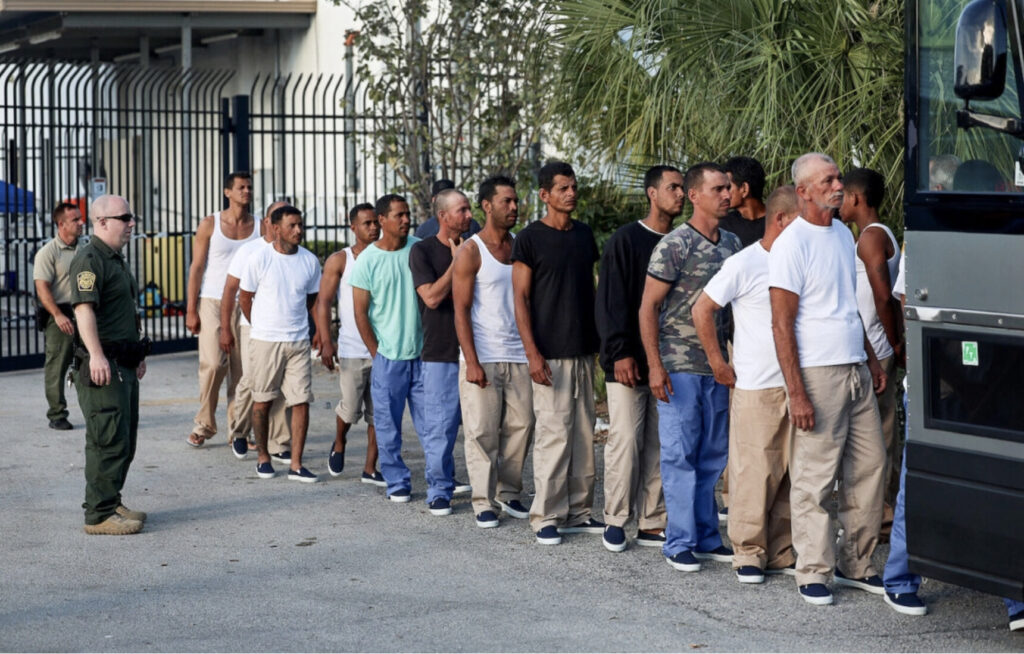 米国　不法入国者数が過去最多に＝国境警備局CBP発表