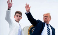イラン国営TV　トランプ氏三男の脅迫動画を放送