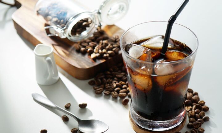 コーヒーが老化防止と認知症・筋肉減少予防に効果的：最新研究