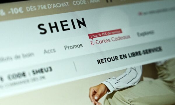 EU　SHEINを正式調査　違法商品販売と中毒性設計のリスク