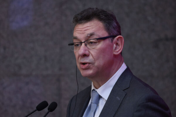 カンザス州、ファイザー社を提訴、コロナワクチンで国民を「誤解させた」と主張