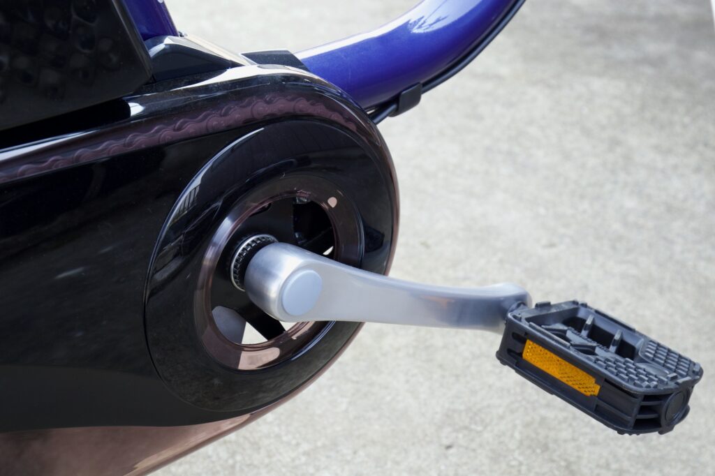 日本政府　ペダル付き原付バイクの法令遵守と周知活動強化へ